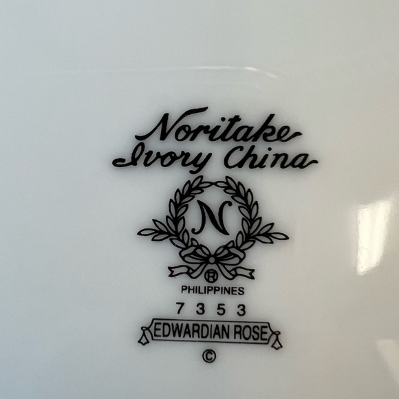 Noritake Ivory China 7353 Edwardian Rose 5 piece set - Picture 4 of 4